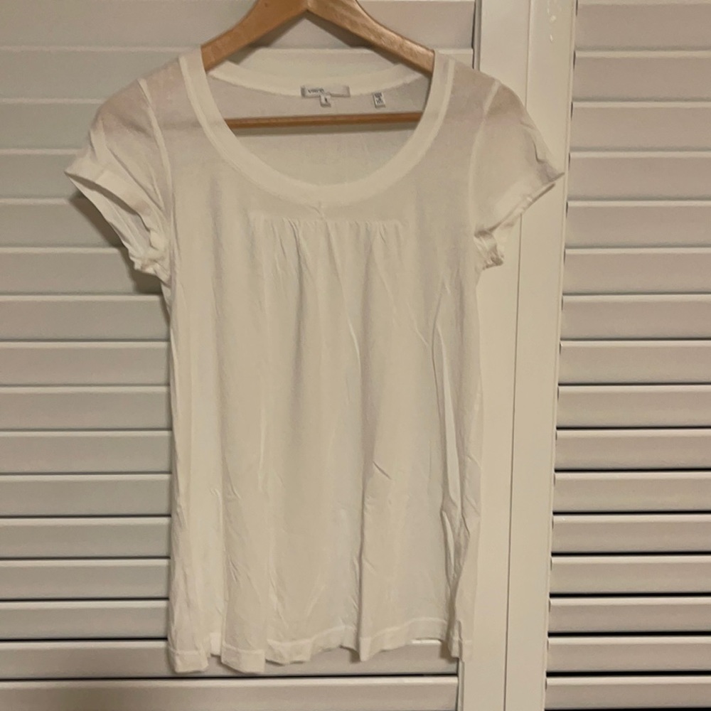 Vince T-shirt.